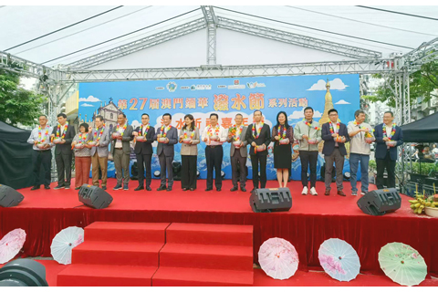 ◎ 澳門緬華總會舉行第廿七屆潑水節。