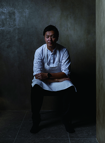 ◎ 東京米芝蓮二星Florilège 的主廚川手寬康