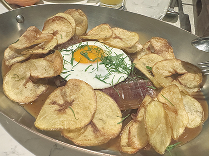 ◎ 葡式肉眼扒調味較重。