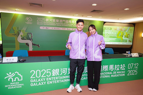 ◎ 馮瑛瑋和趙彤彤為「銀馬」準備好了。