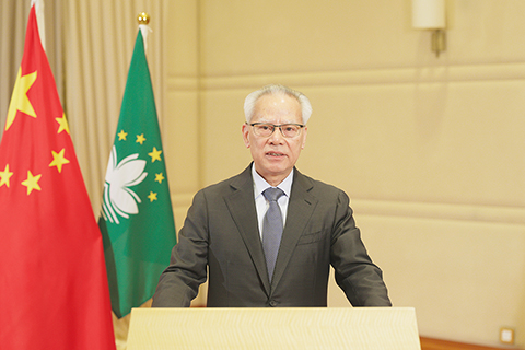 ◎ 行政長官岑浩輝昨日以視頻方式在二0二五粵港澳院士峰會·全國重點實驗室技術成果大灣區對接大會全體大會上致辭。