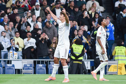 ◎ 干沙路加西亞昨晨為皇馬的勝利貢獻三球。(新華社發)