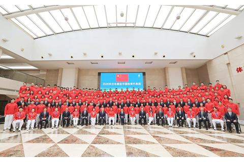 ◎ 二月二十八日,國務委員諶貽琴在北京會見載譽歸來的米蘭冬奧會中國體育代表團。(新華社記者曹燦 攝)