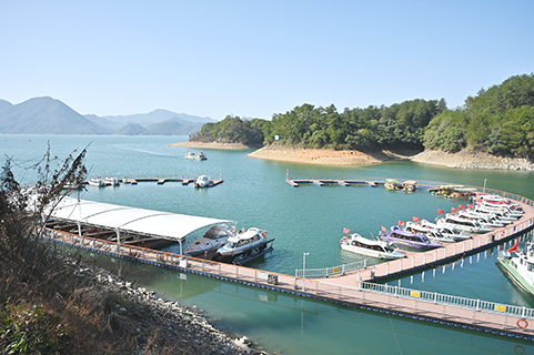圖為太平湖風景區內遊船碼頭。(中新社記者 徐雪瑩 攝)
