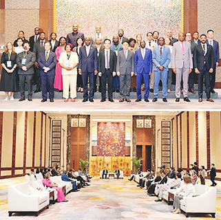 ◎ 代表團與深圳市領導會面交流。