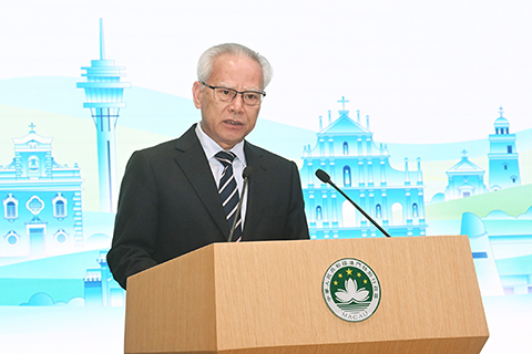 ◎ 行政長官岑浩輝昨日在駐港澳總領事及中葡論壇常設秘書處代表團招待會上致辭。