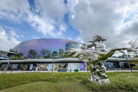 ◎ 香港啟德體育園接連獲得國際獎項認可,最新於二0二六TheStadiumBusiness Awards中獲「年度最佳場地」殊榮。該獎項被視為全球體育場館及盛事活動業界的最高榮譽,標誌著香港邁向國際大型盛事樞紐的重要里程碑。(香港中通社記者徐文峰 攝)