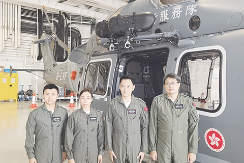 ◎ 近日,香港特區政府飛行服務隊首位女性總機師黃詠妍接受(中新社記者採訪。(中新社記者邱兆翔 攝)