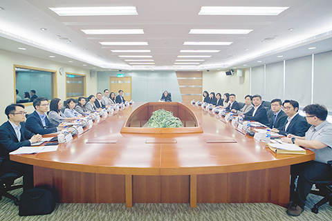 ◎ 「促進就業協調工作組」舉行工作會議。