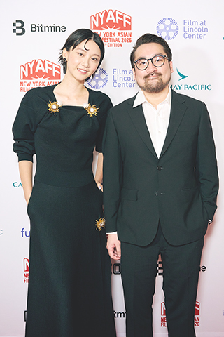 ◎ 袁澧林(左)和導演王德健在紐約出席影展。
