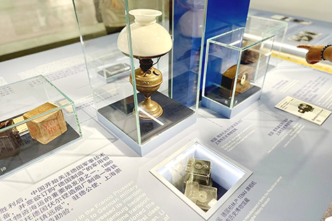 「上海·漢堡雙城記」展覽在上海市歷史博物館開幕。(中新社記者 王笈 攝)