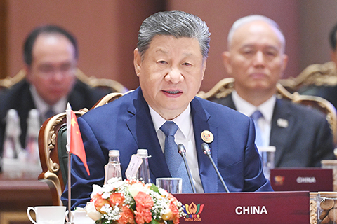 ◎ 當地時間九月十二日下午,國家主席習近平在新德里出席金磚國家領導人第十八次會晤第一階段會議。習近平發表題為《共擔時代責任勇做先鋒力量》的重要講話。(新華社記者 燕雁 攝)